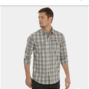 Wrangler outdoor series botton down long sleeves